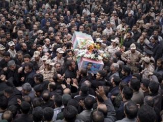 جنازه پنج قربانی تازه جنگ داخلی سوریه در ایران تشییع شد