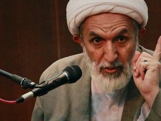 طائب: هیچ کس از محتوای دیدار رهبر انقلاب با پوتین اطلاع ندارد / رییس جمهور روسیه مترجم خود را از محل دیدار بیرون کرد