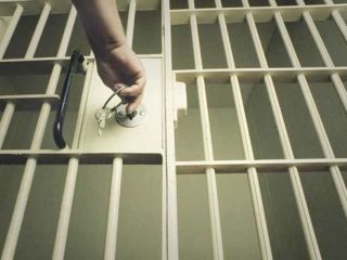 بازداشت چند معلم زن ایرانی در امارات