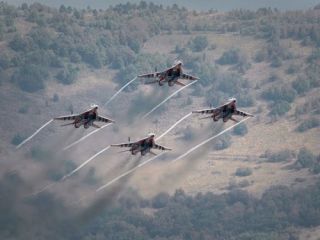 ۴ جنگنده روسی هواپیمای اسد را در راه ایران اسکورت می کنند