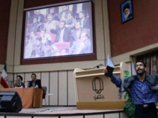 «اغتشاش» درمراسم سخنرانی موسوی لاری در دانشگاه یزد