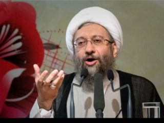 آیت الله لاریجانی: شورای نگهبان افراد فاقد صلاحیت را به انتخابات راه ندهد