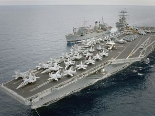 'راکت‌های سپاه به نزدیکی ناو هواپیمابر آمریکایی شلیک شد'