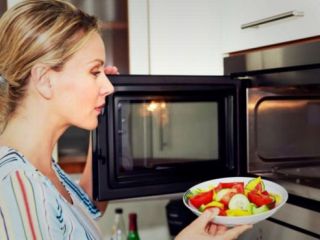 گرم کردن مجدد این غذاها بسیار خطرناک هستند