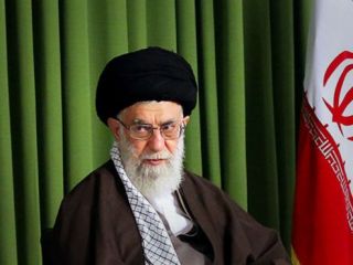 آیت‌الله خامنه‌ای: انتقام الهی گریبان سیاستمداران سعودی را خواهد گرفت