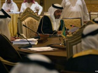 فارس: تلاش عربستان برای اقدام متحد کشورهای خلیج فارس در برابر ایران