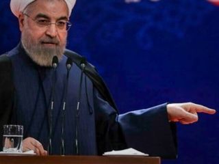 روحانی: برداشتن تحریم و تعامل سخت است. خراب کردن و آتش زدن که کاری ندارد