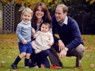 چه هدایایی به خانواده سلطنتی بریتانیا داده می‌شود؟