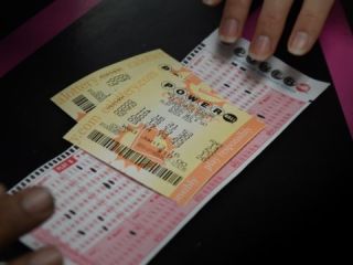 جایزه ۱.۶ میلیارد دلاری بخت‌آزمایی بزرگ آمریکا به سه نفر رسید