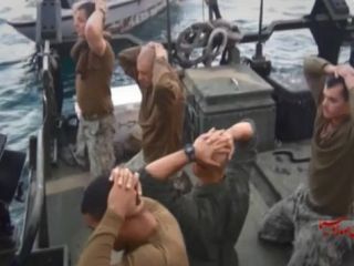 جزئیات ارتش آمریکا از دستگیری ملوانان آمریکایی