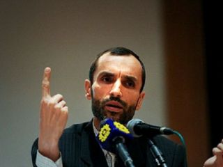 حمید بقایی، معاون رئیس جمهور سابق ایران از زندان آزاد شد