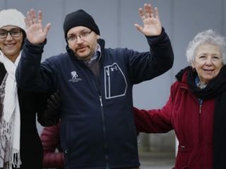 جنگ دیپلماتیک بر سر خروج همسر و مادر جیسون رضاییان از ایران