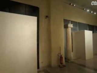 پوشاندن مجسمه‌های برهنه هنگام بازدید روحانی از موزه‌ای در رم