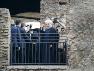 روحانی در یک سفر رسمی وارد پاریس شد