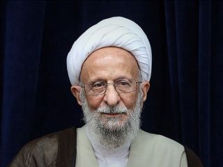 آیت الله مصباح: عده ای تمام هم و غمشان رابطه با آمریکاست / نفوذی‌ها آینده انقلاب را بر باد می‌دهند