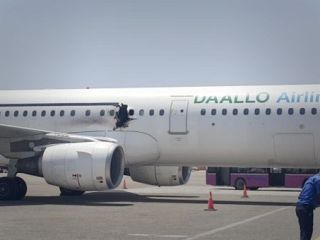 مقامات سومالی: به مسافر کشته هواپیما یک لپ تاپ داده شده بود