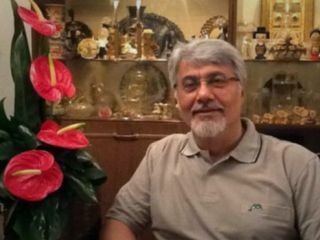 عیسی سحرخیز در زندان 'اعتصاب غذای خشک کرده است'