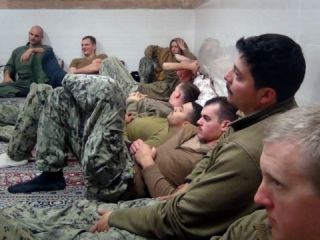 مک‌کین: سنا ممکن است ملوان هایی که ایران بازداشت کرد احضار کند