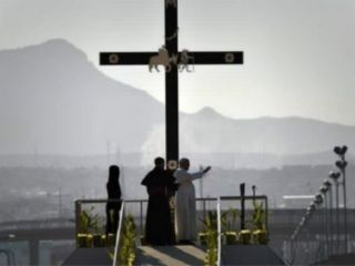 انتقاد شدید پاپ از دونالد ترامپ