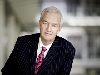 جان اسنو، خبرنگار با تجربه کانال چهار انگلیس؛ تا به حال تجربه ای همانند انقلاب ایران نداشته ام