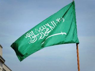 عربستان: ۱۰ سال زندان و ۲هزار ضربه شلاق برای خداناباوری