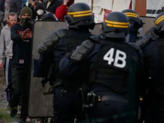 تخریب اردوگاه 'جنگل' در فرانسه از سرگرفته می‌شود