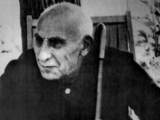 فعالان ملی- مذهبی خواستار رفع ممنوعیت از ورود به آرامگاه مصدق شدند