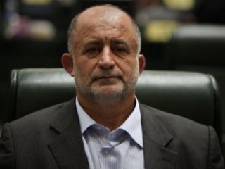 مجلس جای افراد بی ادب و بی حیا نیست