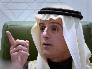 عادل الجبیر: اسد باید در ابتدای دوره انتقالی برکنار شود نه در پایان آن