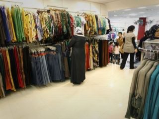 مقام دولت ایران: ۹۰ درصد پوشاک وارداتی قاچاق است