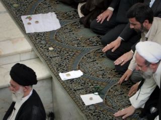 شکایت قضایی به خاطر اختلاس ۱۳ میلیارد تومانی در دولت احمدی نژاد از فروشگاه های رفاه