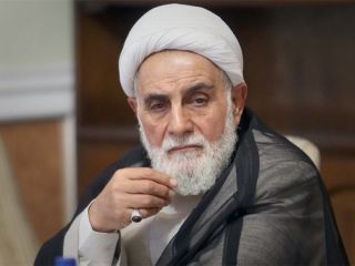 ناطق نوری: افسوس خوردم که مهاجرانی از ایران رفت/به احمدی‌نژاد گفتم یاخیلی باسوادی یا فضایی فکرمی‌کنی