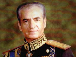 تغییر تقویم ایران از هجری به شاهنشاهی؛ انگیزه‌ها و پیامدها