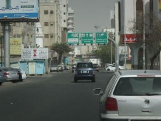 آغاز محاکمه ۳۲ متهم جاسوسی برای ایران در عربستان؛یکی از اتهامات: دیدار با خامنه ای