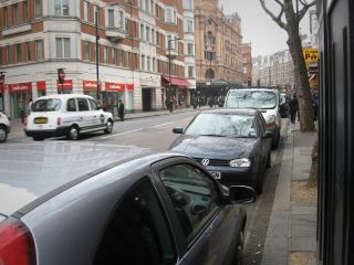 قیمت پارکینگ یک خودرو در لندن: ۴۵۰ هزار یورو