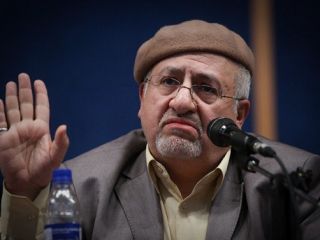 حق شناس خطاب به عزت‌الله انتظامی: آن‌چه برای رئیس‌جمهور نگاشتید، در تاریخ و سنت این سرزمین به یادگار خواهد ماند