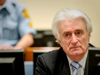 رادوان کاراجیچ به جرم نسل‌کشی در بوسنی به ۴۰ سال زندان محکوم شد