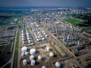 عربستان سعودی بزرگترین پالایشگاه آمریکا را خرید