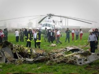 «۱۰ نفر» در حادثه سقوط هلی‌کوپتر اورژانس در استان فارس کشته شدند