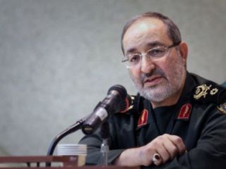 جزایری: مذاکره با دشمن قابل مقایسه با کار رزمندگان در جنگ نیست