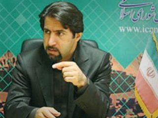 نماینده مجلس: امیدوارم شورای نگهبان با کسی که ۱۱ روز خانه‌نشینی کرد و اغلب اطرافیانش در زندان اوین هستند، برخورد همه جانبه داشته باشد