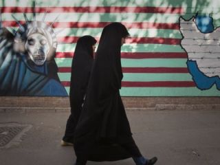 سالروز قطع رابطه آمریکا با ایران؛ دفتر آیت‌الله خامنه‌ای تبریک گفت