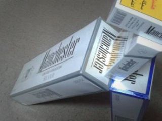 بازار گران و پر مشتری سیگار در زندان