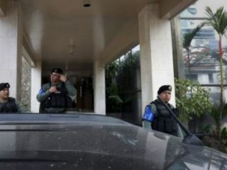 پلیس پاناما به دفاتر شرکت موساک فونسکا یورش برد