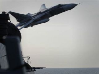 پروازهای مکرر 'پرخاشگرانه' جنگنده‌های روسیه از کنار ناوشکن آمریکایی