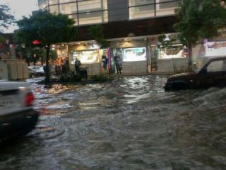 جاری شدن سیل در بخش‌های وسیعی از ایران