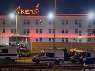 یورش پلیس برلین به بزرگ‌ترین روسپی‌خانه شهر.