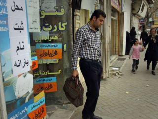 مجلس ایران به رغم مخالفت دولت قطع یارانه ۲۴ میلیون نفر را نهایی کرد