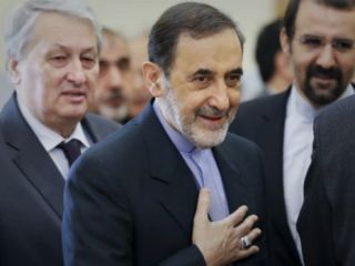 ولایتی: به درخواست دولت قانونی سوریه در این کشور حضور داریم