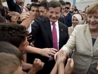 مرکل در پی ایجاد «منطقه‌ای امن» برای پناهجویان در سوریه است